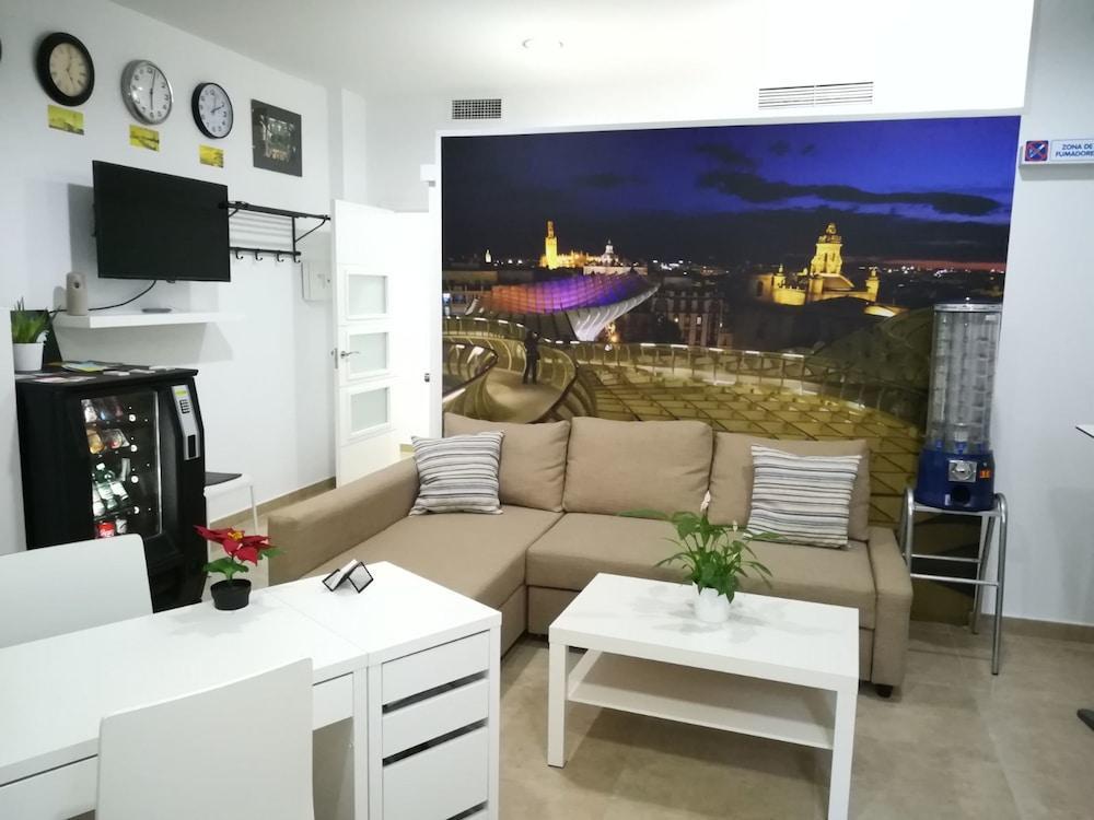 塞维利亚 Sunnylivings酒店 外观 照片